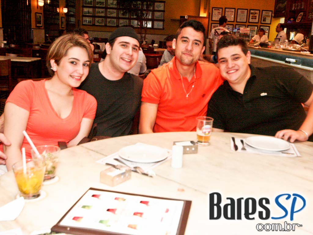 Terça-Feira teve Happy Hour no Bar da Mooca Terça-Feira teve Happy Hour no Bar da Mooca