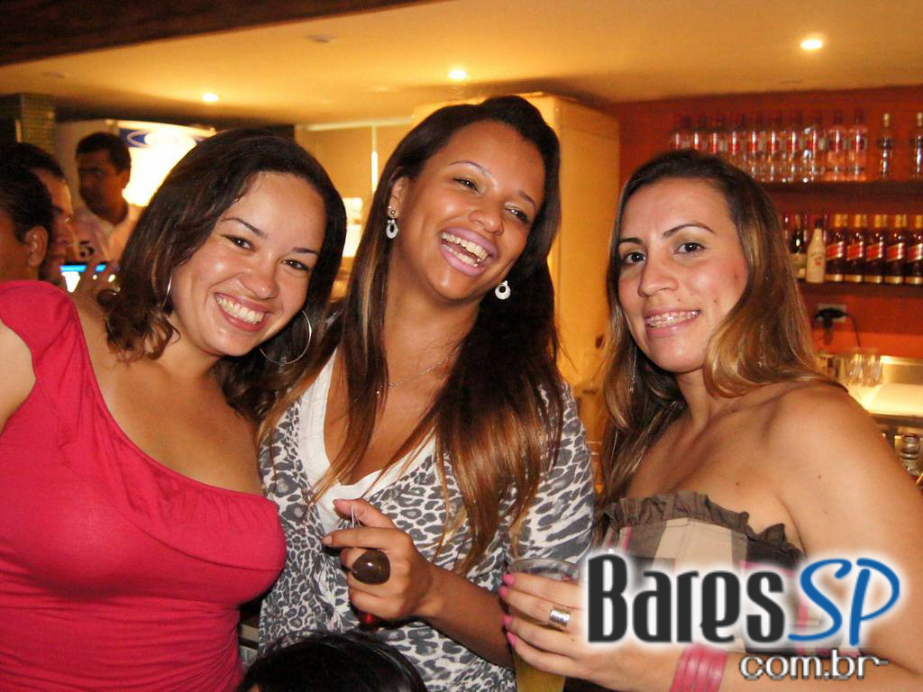 Sexta Feira Happy Hour Das 18:00h as 00:00h nas sextas do Santa Olívia Sexta Feira Happy Hour Das 18:00h as 00:00h nas sextas do Santa Olívia