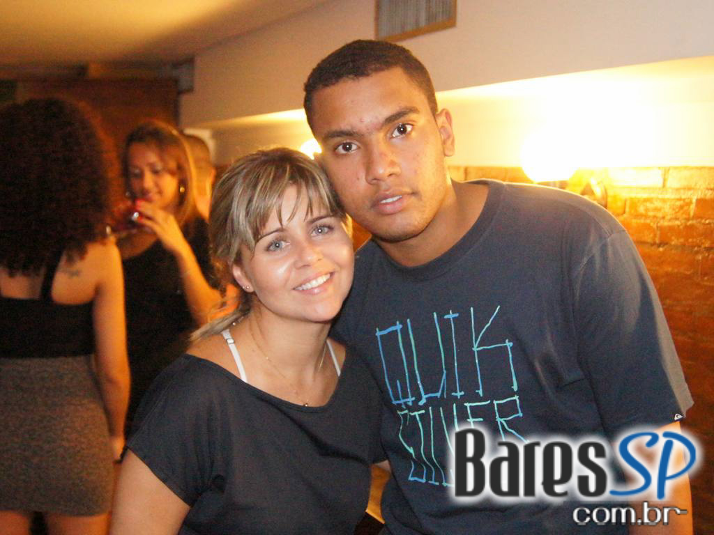 Sexta Feira Happy Hour Das 18:00h as 00:00h nas sextas do Santa Olívia Sexta Feira Happy Hour Das 18:00h as 00:00h nas sextas do Santa Olívia