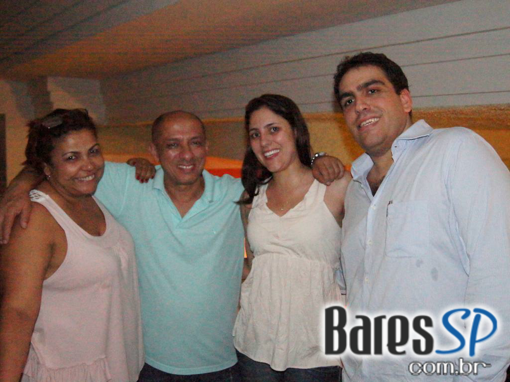 Sexta Feira Happy Hour Das 18:00h as 00:00h nas sextas do Santa Olívia Sexta Feira Happy Hour Das 18:00h as 00:00h nas sextas do Santa Olívia