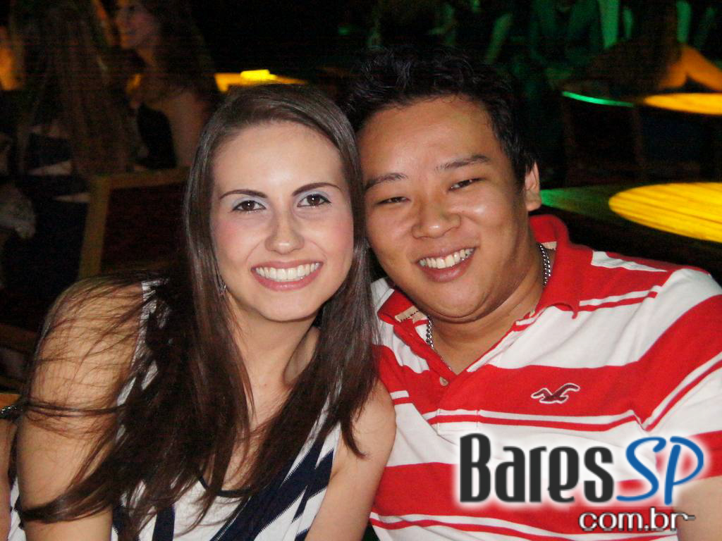 Muito Hip House na sexta do Café De La Musique Muito Hip House na sexta do Café De La Musique