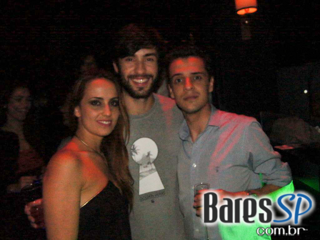 Noite de muita música com atração internacional no Club Set Noite de muita música com atração internacional no Club Set