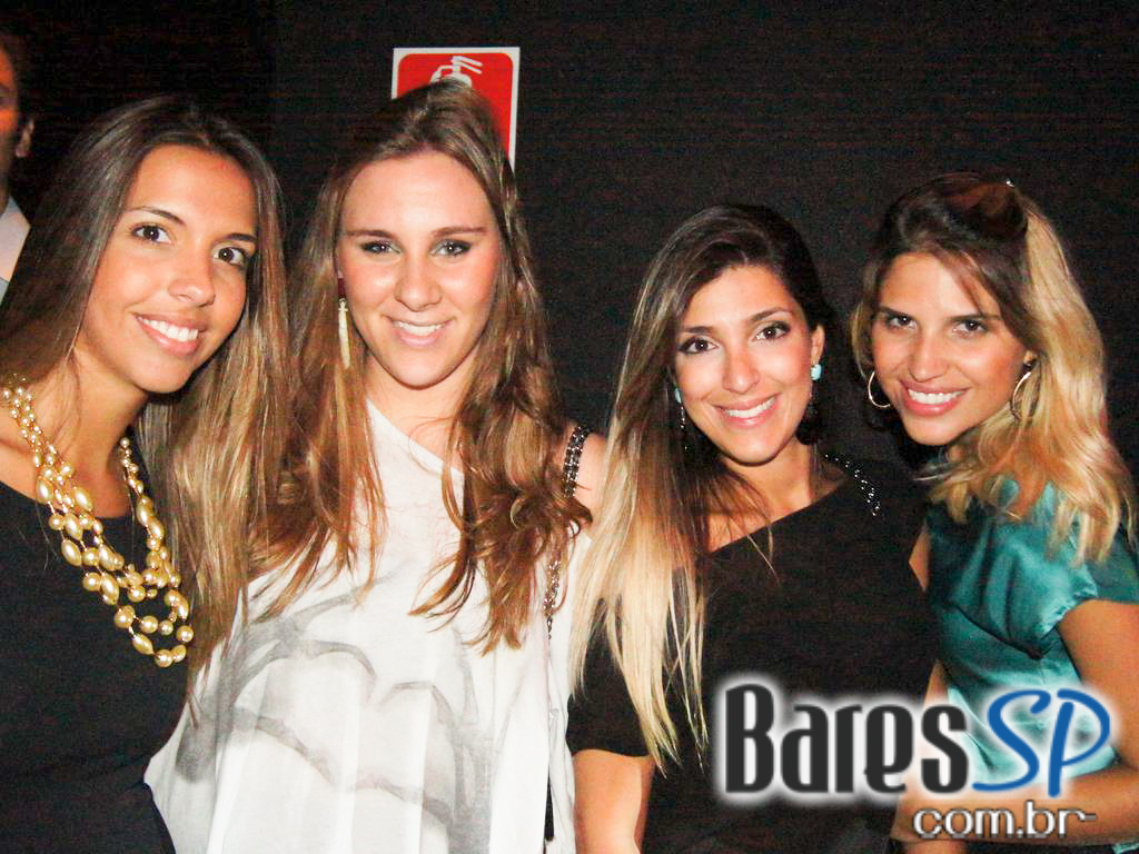 Noite de muita música com atração internacional no Club Set Noite de muita música com atração internacional no Club Set