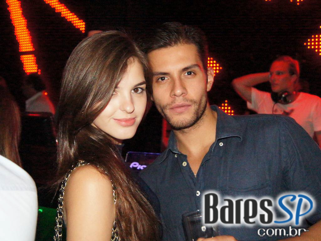 Noite de muita música com atração internacional no Club Set Noite de muita música com atração internacional no Club Set