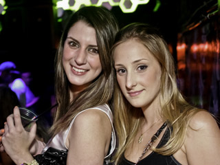 Clash Club realizou a festa Chocolate na véspera de feriado