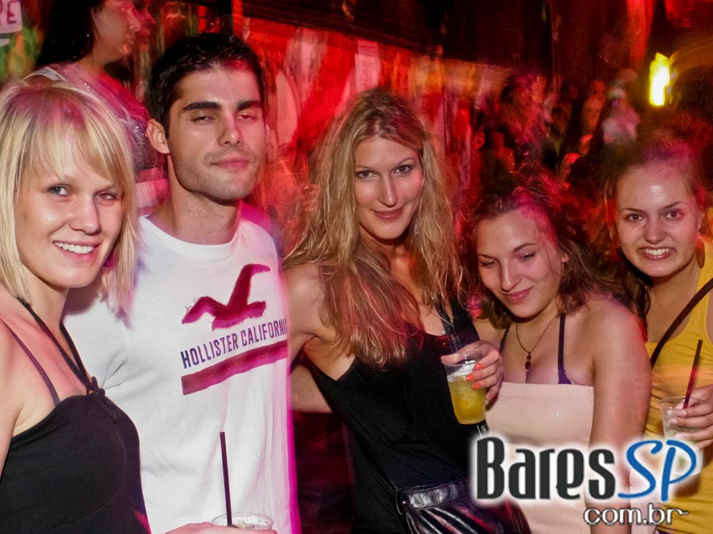 Clash Club realizou a festa Chocolate na véspera de feriado Clash Club realizou a festa Chocolate na véspera de feriado