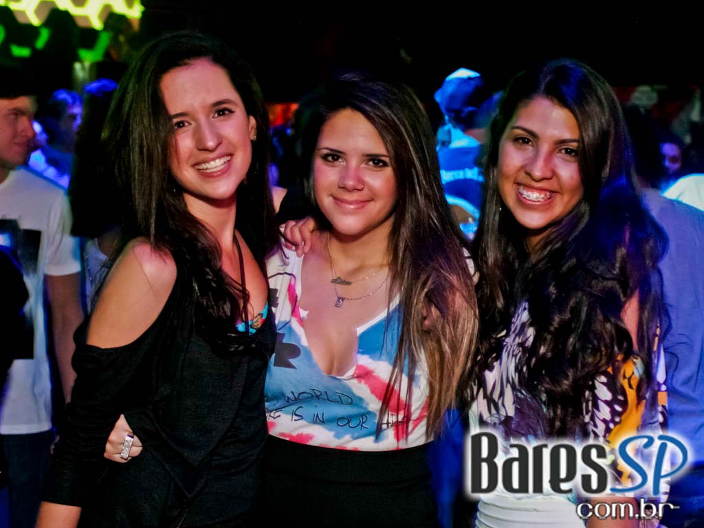 Clash Club realizou a festa Chocolate na véspera de feriado Clash Club realizou a festa Chocolate na véspera de feriado