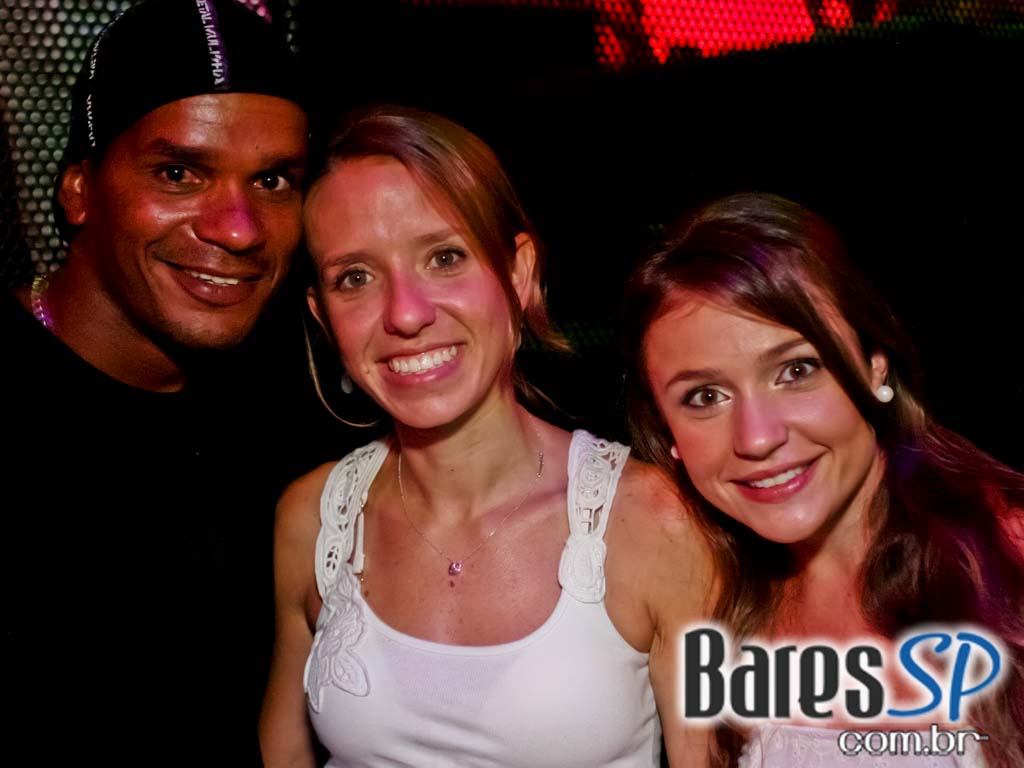 Clash Club realizou a festa Chocolate na véspera de feriado Clash Club realizou a festa Chocolate na véspera de feriado