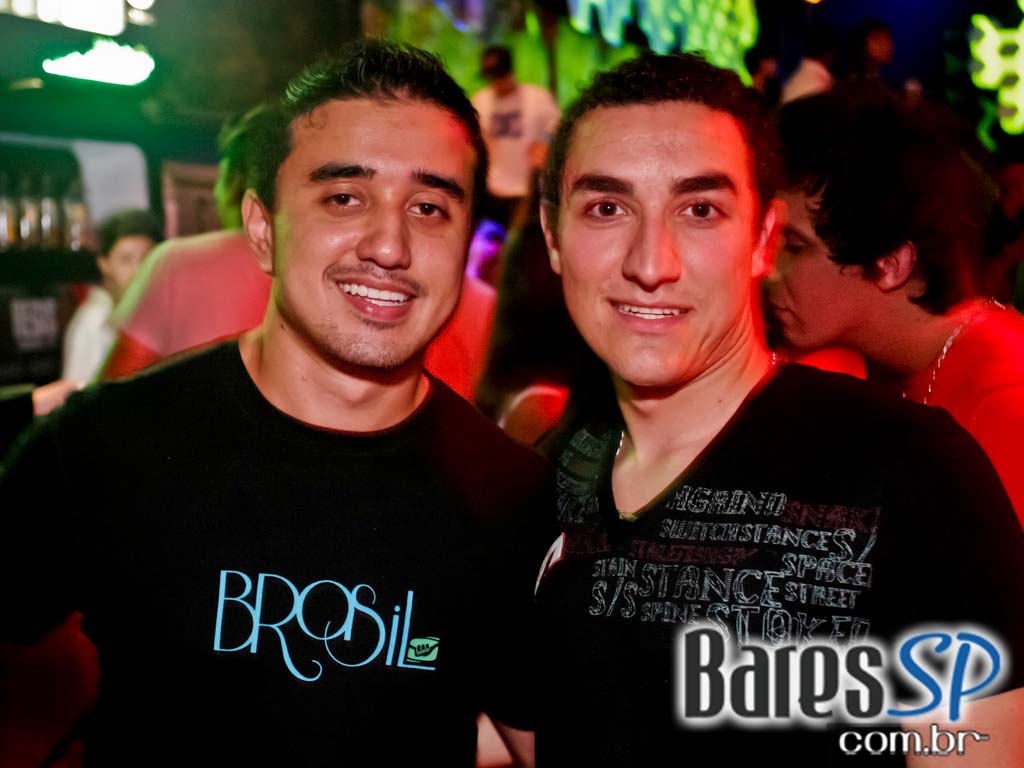 Clash Club realizou a festa Chocolate na véspera de feriado Clash Club realizou a festa Chocolate na véspera de feriado