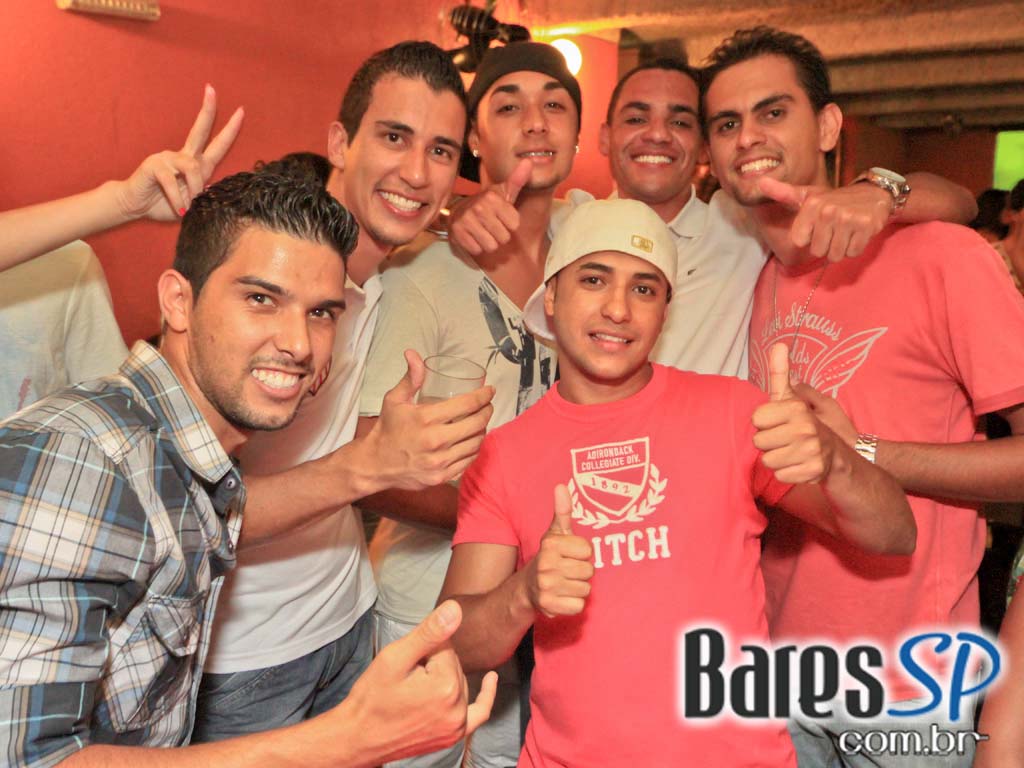 Projeto Pagode Pra Valer com grandes sucessos no sábado do Capella Beer Projeto Pagode Pra Valer com grandes sucessos no sábado do Capella Beer