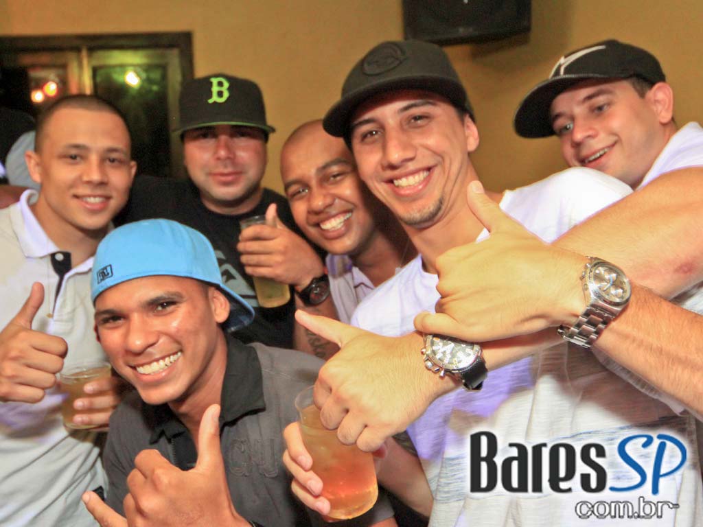 Projeto Pagode Pra Valer com grandes sucessos no sábado do Capella Beer Projeto Pagode Pra Valer com grandes sucessos no sábado do Capella Beer