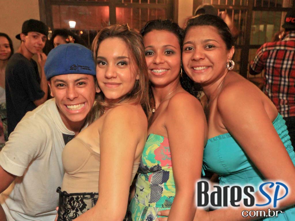 Projeto Pagode Pra Valer com grandes sucessos no sábado do Capella Beer Projeto Pagode Pra Valer com grandes sucessos no sábado do Capella Beer