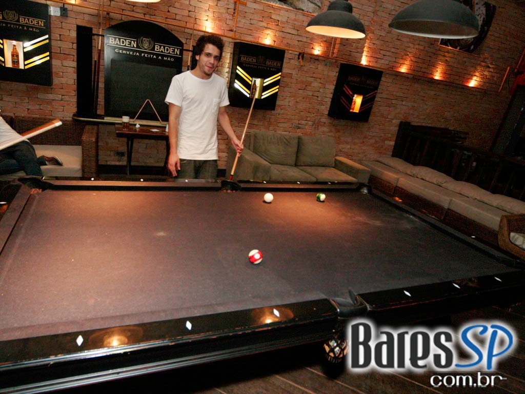 Quarta-feira foi dia de happy hour no Bar do Santa Quarta-feira foi dia de happy hour no Bar do Santa