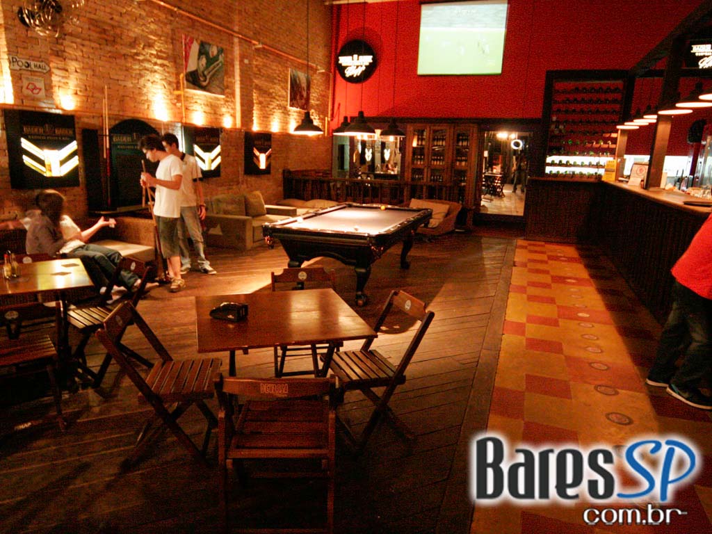 Quarta-feira foi dia de happy hour no Bar do Santa Quarta-feira foi dia de happy hour no Bar do Santa