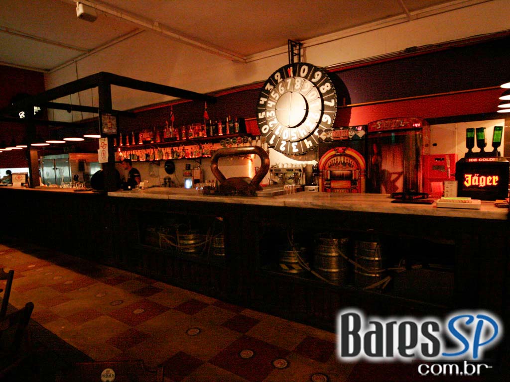 Quarta-feira foi dia de happy hour no Bar do Santa Quarta-feira foi dia de happy hour no Bar do Santa