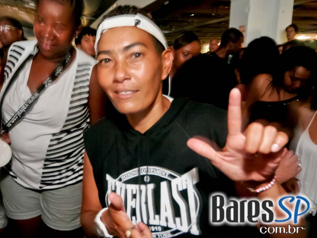 Show de Seu Jorge na Festa do Chopp da Vai Vai Show de Seu Jorge na Festa do Chopp da Vai Vai