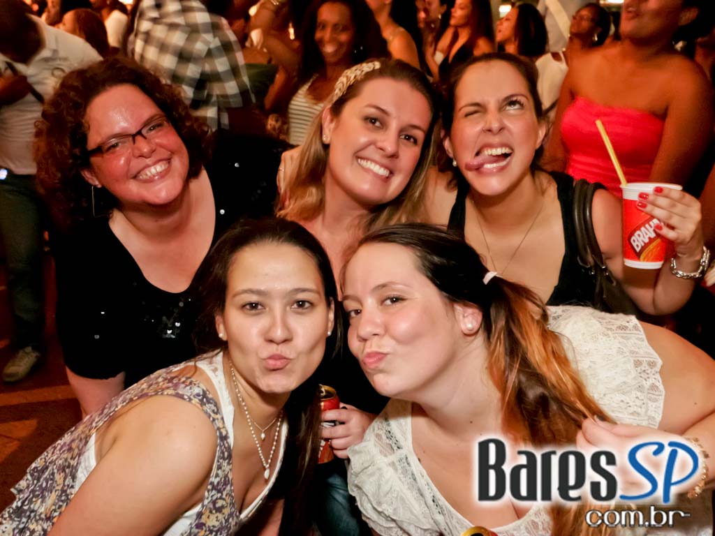 Show de Seu Jorge na Festa do Chopp da Vai Vai Show de Seu Jorge na Festa do Chopp da Vai Vai