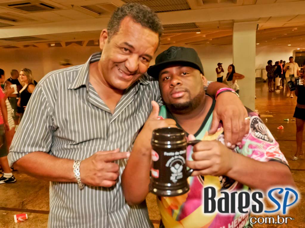 Show de Seu Jorge na Festa do Chopp da Vai Vai Show de Seu Jorge na Festa do Chopp da Vai Vai