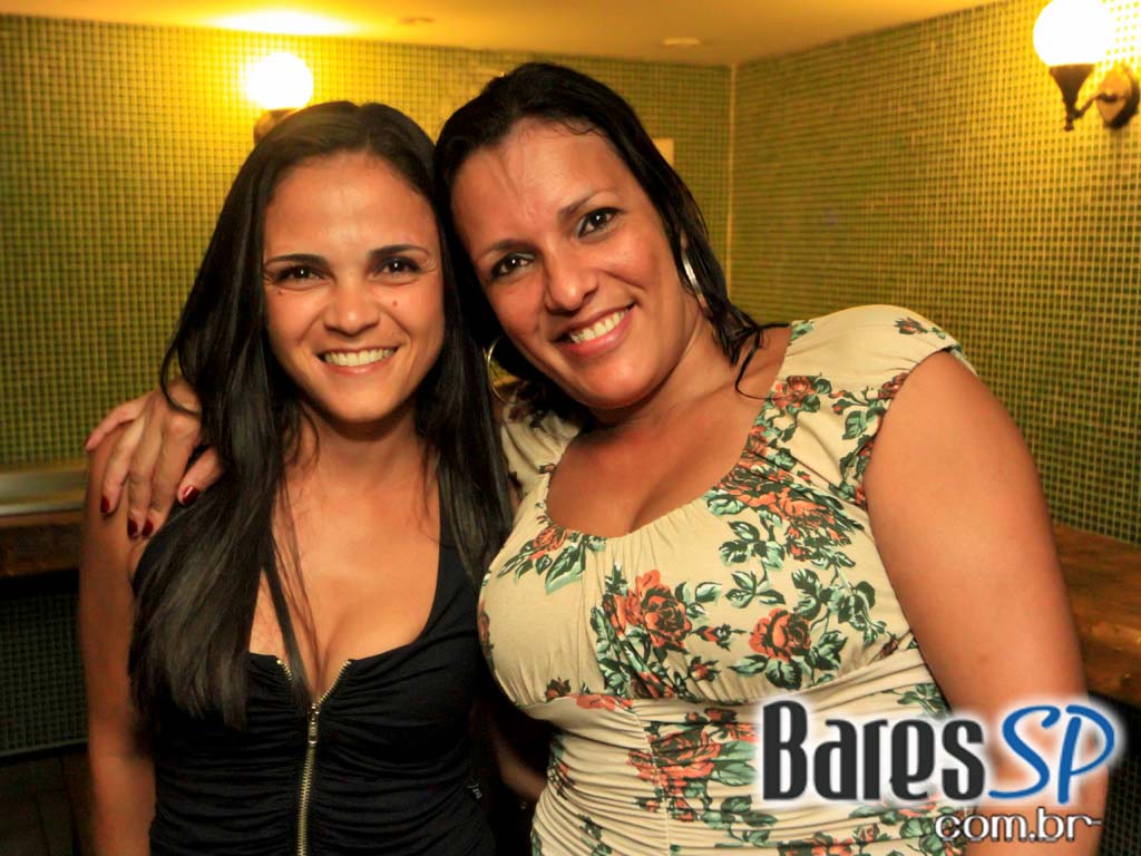 Happy Hour e atrações especiais na sexta-feira do Santa Olívia Happy Hour e atrações especiais na sexta-feira do Santa Olívia