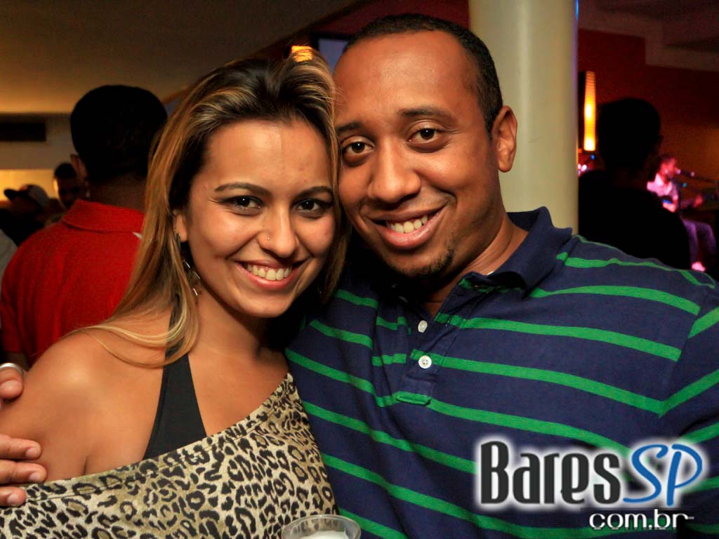 Happy Hour e atrações especiais na sexta-feira do Santa Olívia Happy Hour e atrações especiais na sexta-feira do Santa Olívia