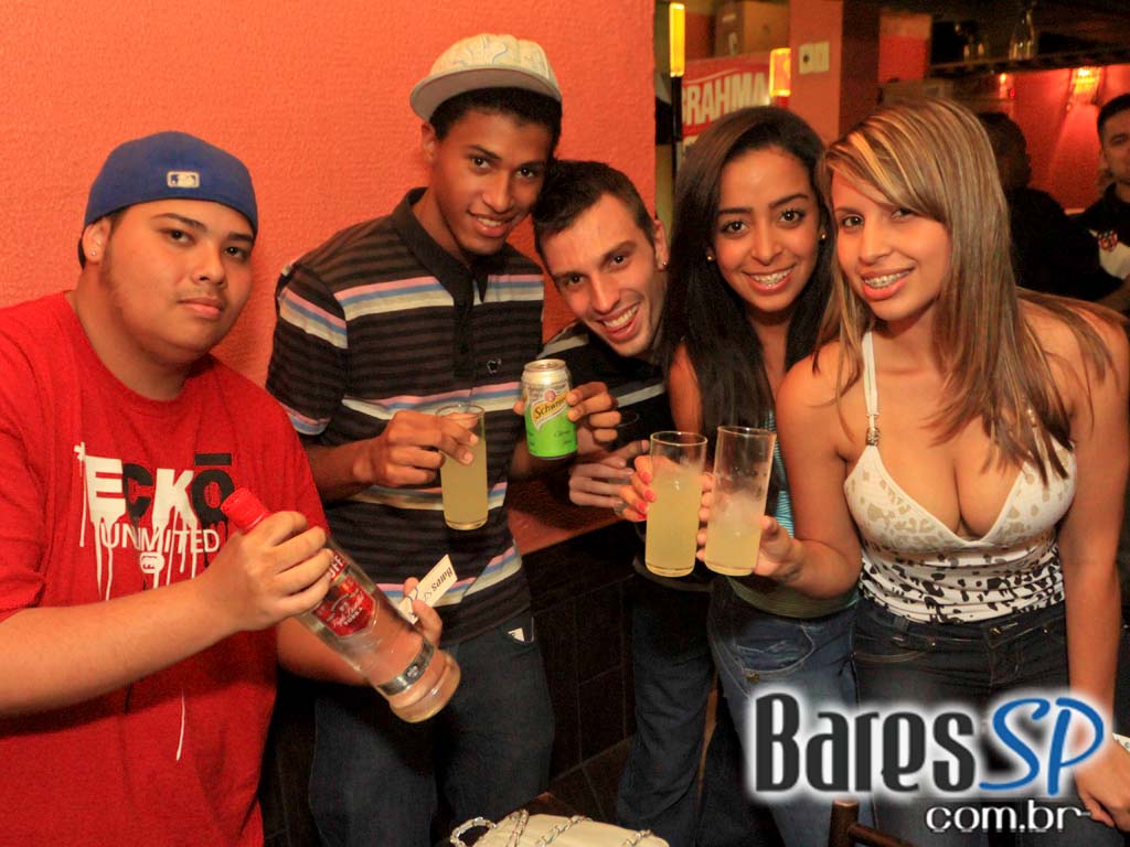 Projeto Pagode Pra Valer no Capella Beer Projeto Pagode Pra Valer no Capella Beer