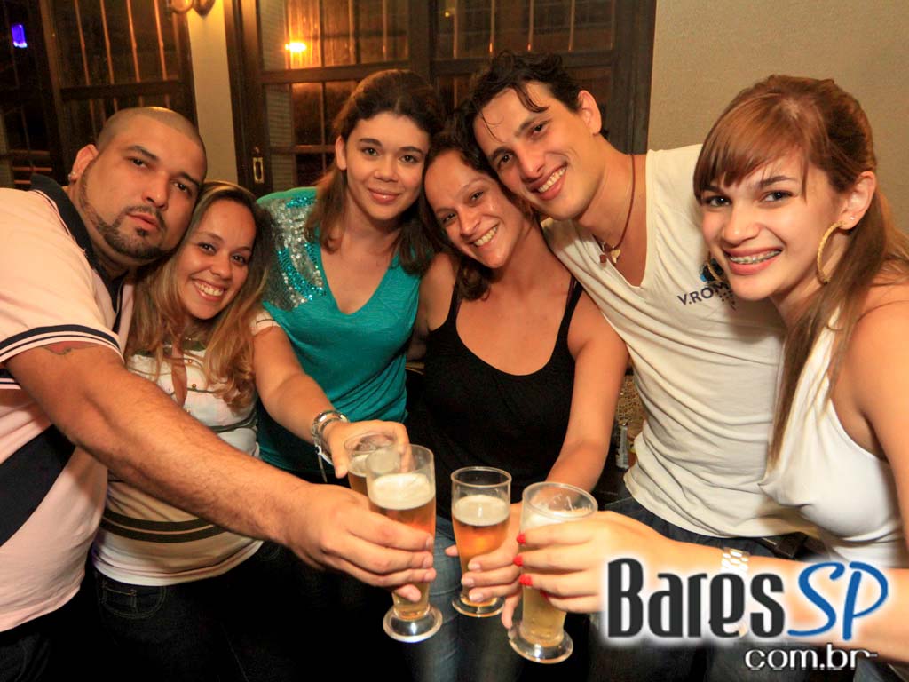 Projeto Pagode Pra Valer no Capella Beer Projeto Pagode Pra Valer no Capella Beer