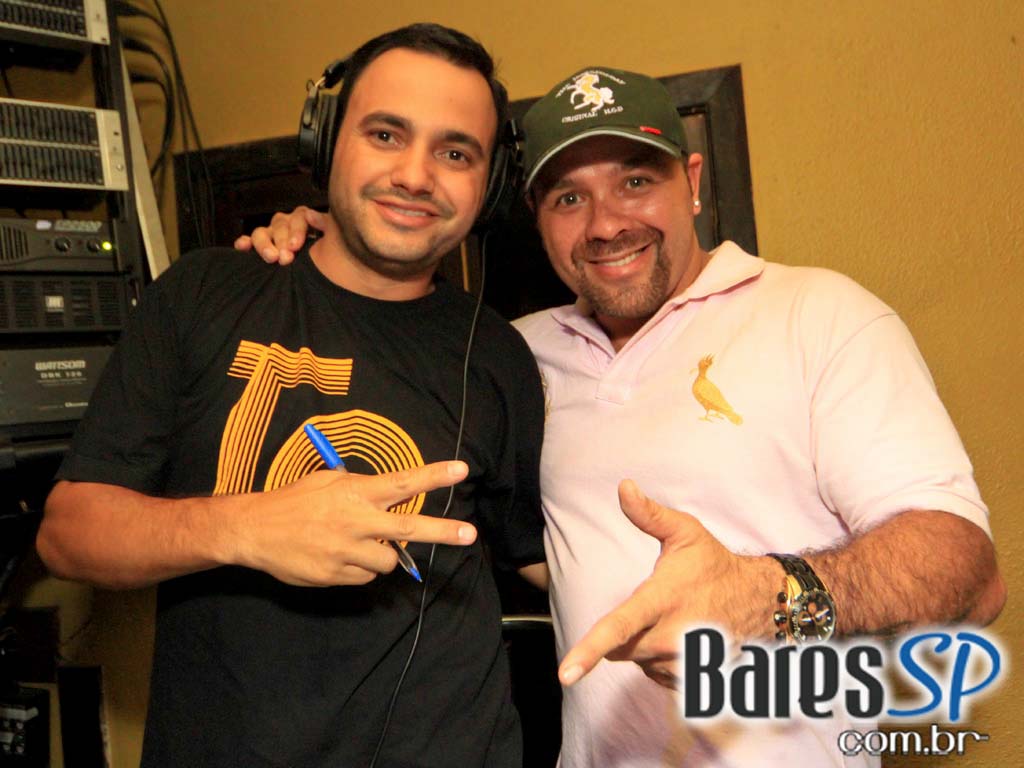 Projeto Pagode Pra Valer no Capella Beer Projeto Pagode Pra Valer no Capella Beer