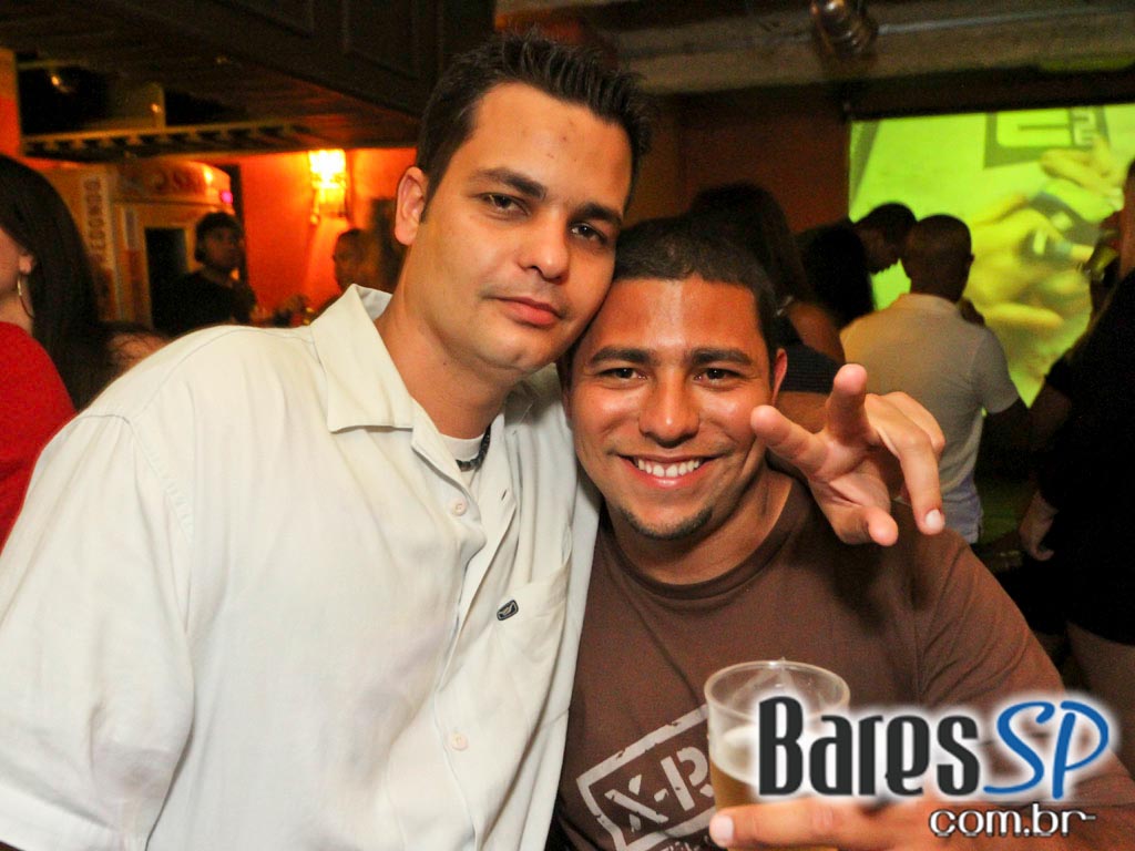 Projeto Pagode Pra Valer no sábado do Capella Beer Projeto Pagode Pra Valer no sábado do Capella Beer