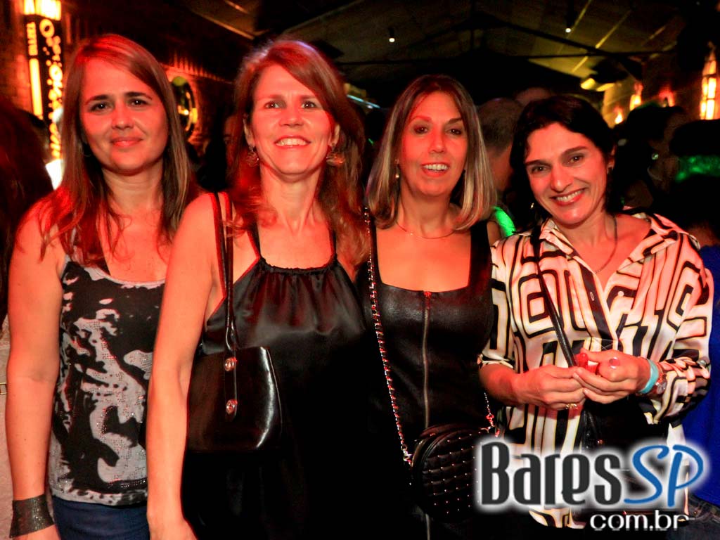 OFFSET a mais nova balada de São Paulo no bairro de Pinheiros OFFSET a mais nova balada de São Paulo no bairro de Pinheiros