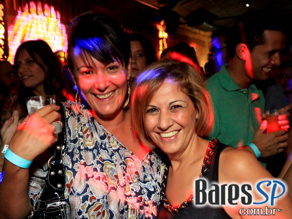 OFFSET a mais nova balada de São Paulo no bairro de Pinheiros OFFSET a mais nova balada de São Paulo no bairro de Pinheiros