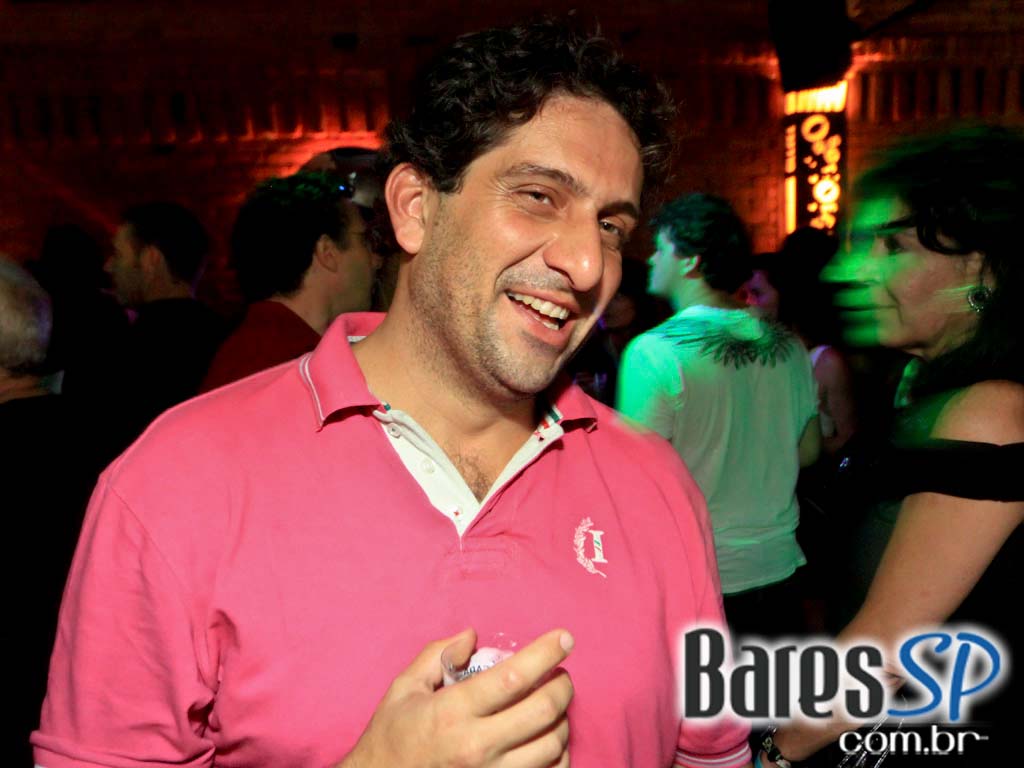 OFFSET a mais nova balada de São Paulo no bairro de Pinheiros OFFSET a mais nova balada de São Paulo no bairro de Pinheiros