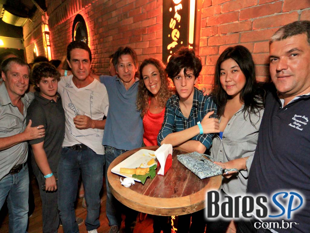 OFFSET a mais nova balada de São Paulo no bairro de Pinheiros OFFSET a mais nova balada de São Paulo no bairro de Pinheiros