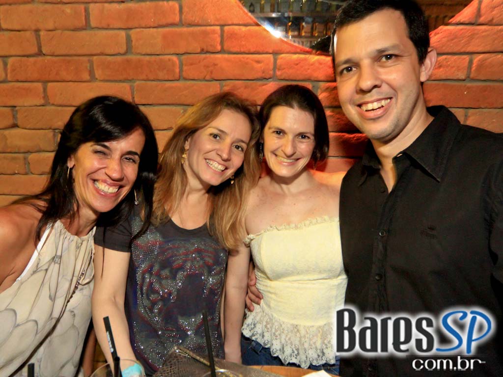 OFFSET a mais nova balada de São Paulo no bairro de Pinheiros OFFSET a mais nova balada de São Paulo no bairro de Pinheiros