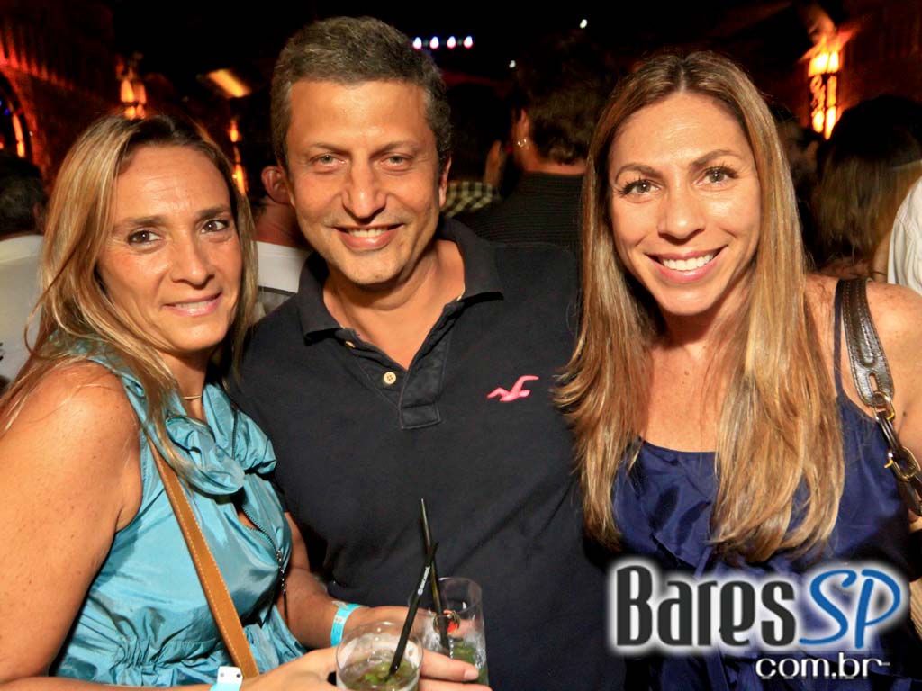 OFFSET a mais nova balada de São Paulo no bairro de Pinheiros OFFSET a mais nova balada de São Paulo no bairro de Pinheiros