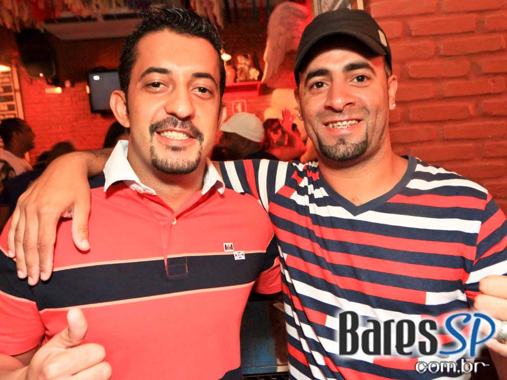 Macarronada, Futebol e Roda de Samba no Templo Bar Macarronada, Futebol e Roda de Samba no Templo Bar