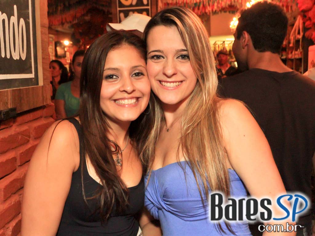 Macarronada, Futebol e Roda de Samba no Templo Bar Macarronada, Futebol e Roda de Samba no Templo Bar