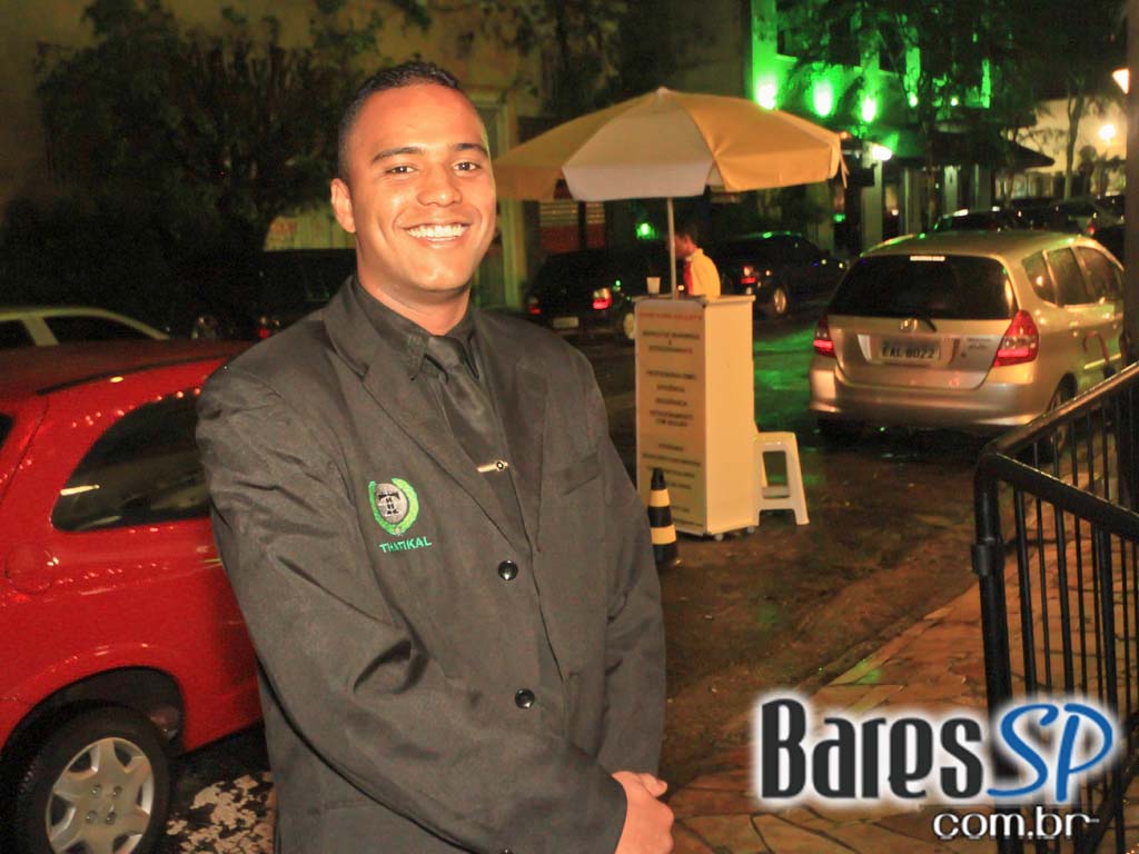 Macarronada, Futebol e Roda de Samba no Templo Bar Macarronada, Futebol e Roda de Samba no Templo Bar