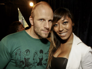 Banda Dancing Machine na Blue Velvet