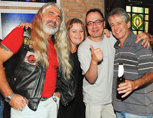 Café Piu Piu recebeu a banda Revivals Creedence Cover na quinta-feira