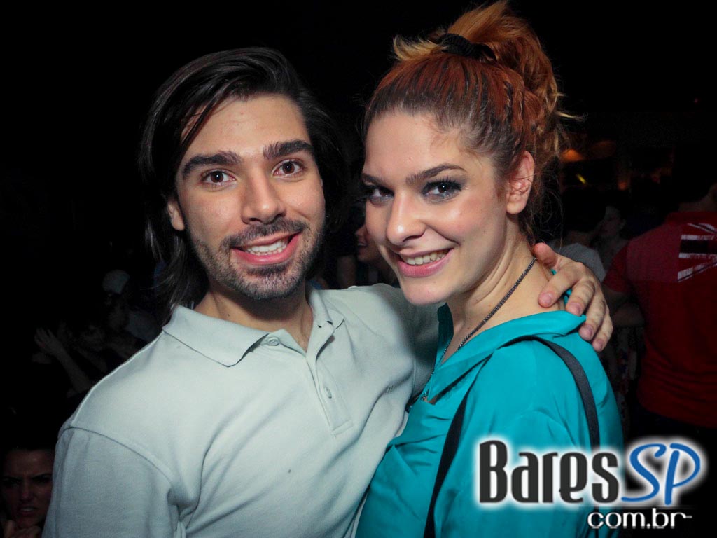 DJs convidados na noite de sexta-feira na The Week DJs convidados na noite de sexta-feira na The Week