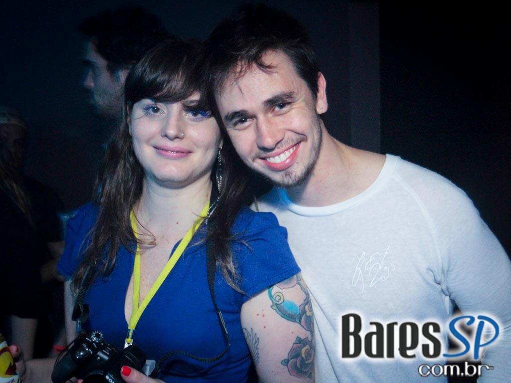 DJs convidados na noite de sexta-feira na The Week DJs convidados na noite de sexta-feira na The Week