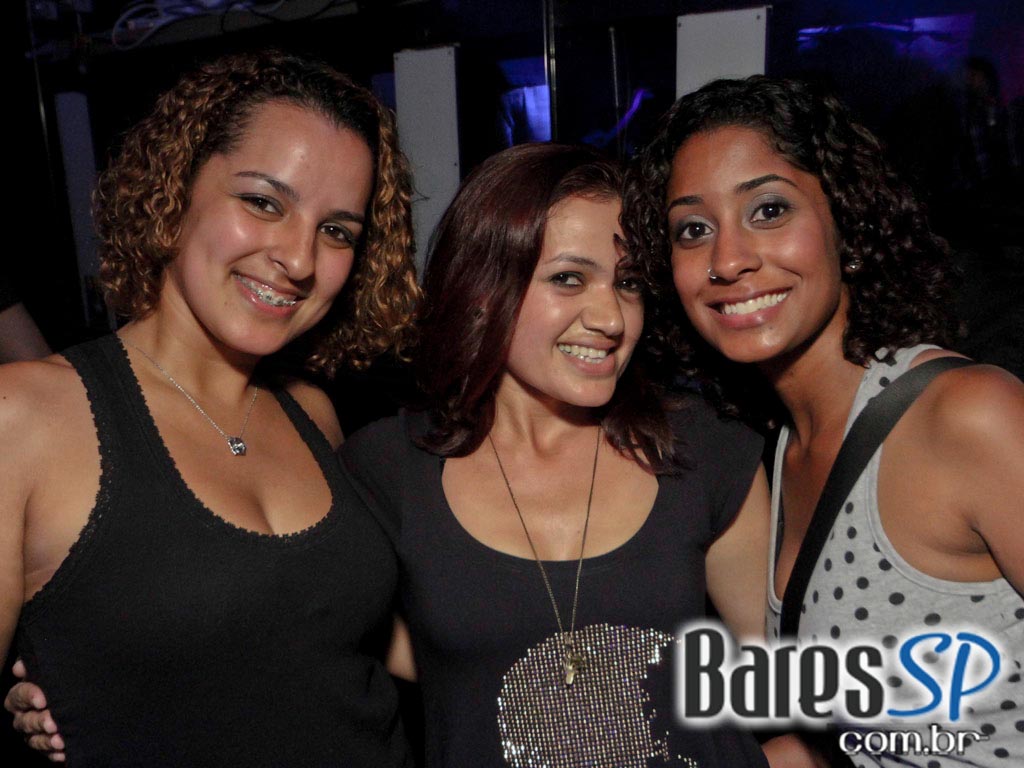 DJs convidados na noite de sexta-feira na The Week DJs convidados na noite de sexta-feira na The Week