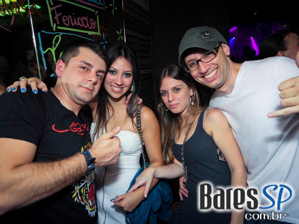 DJs convidados na noite de sexta-feira na The Week DJs convidados na noite de sexta-feira na The Week