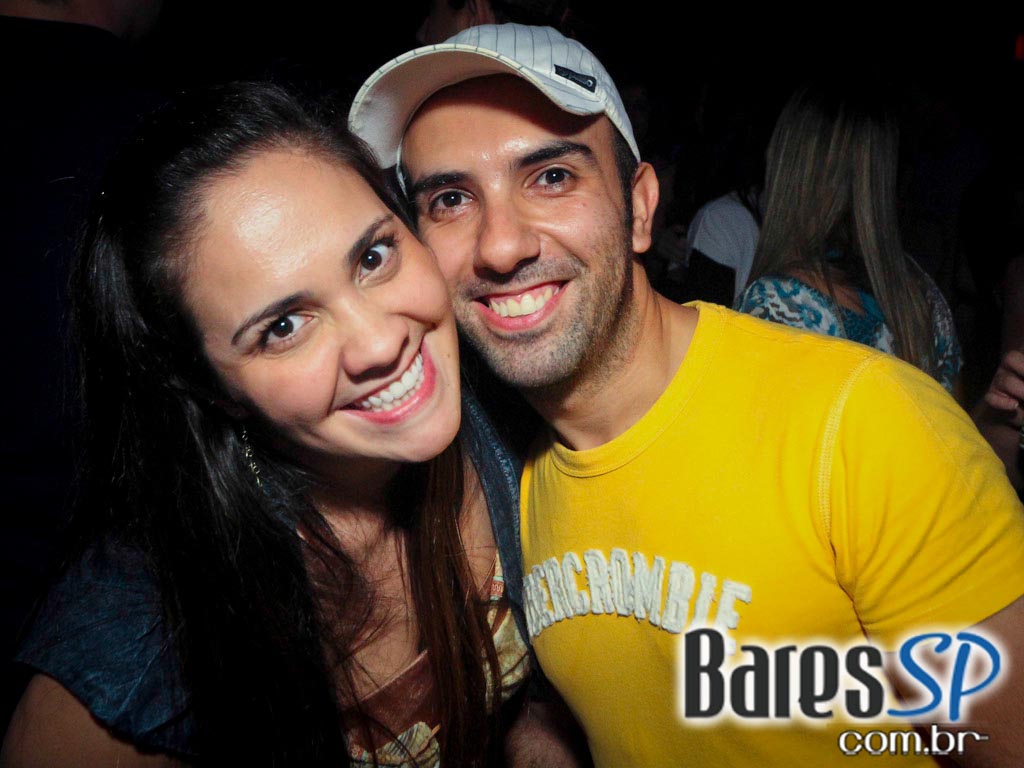 DJs convidados na noite de sexta-feira na The Week DJs convidados na noite de sexta-feira na The Week