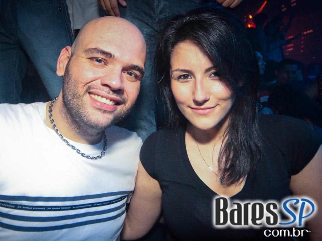 DJs convidados na noite de sexta-feira na The Week DJs convidados na noite de sexta-feira na The Week