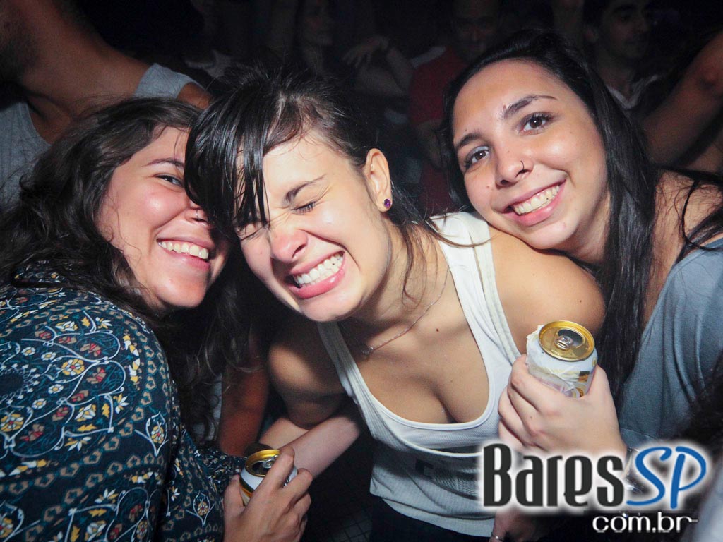 DJs convidados na noite de sexta-feira na The Week DJs convidados na noite de sexta-feira na The Week