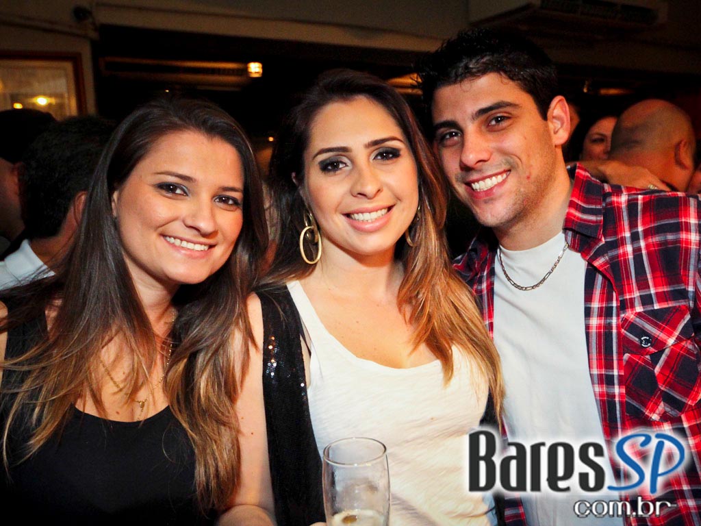 Lucylla e Lucyana se apresentaram na quinta-feira no Rancho do Serjão Lucylla e Lucyana se apresentaram na quinta-feira no Rancho do Serjão