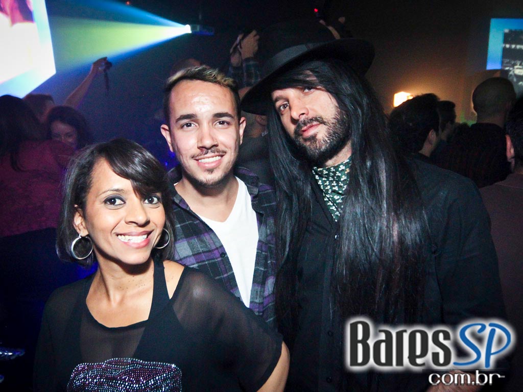 Na sexta-feira o Tonk Club inaugurou a Festa New Factory Na sexta-feira o Tonk Club inaugurou a Festa New Factory