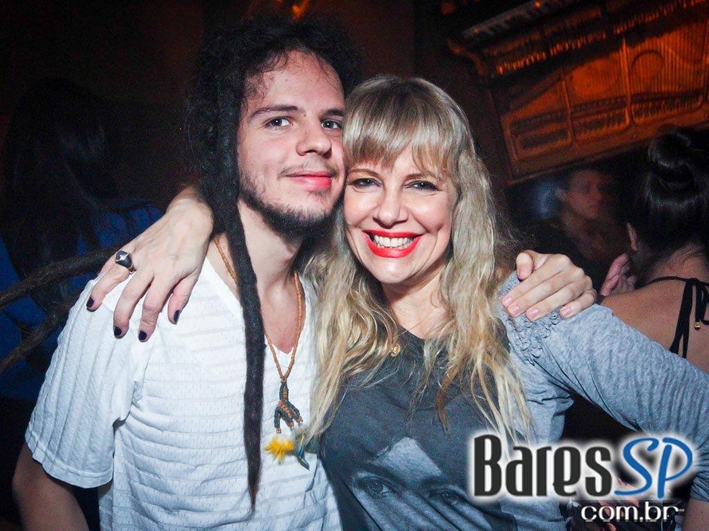 Na sexta-feira o Tonk Club inaugurou a Festa New Factory Na sexta-feira o Tonk Club inaugurou a Festa New Factory