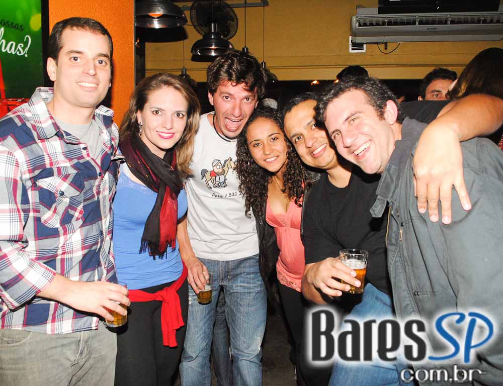 Sábado recheado de atrações com feijoada, samba e MPB no Bar Camará Sábado recheado de atrações com feijoada, samba e MPB no Bar Camará